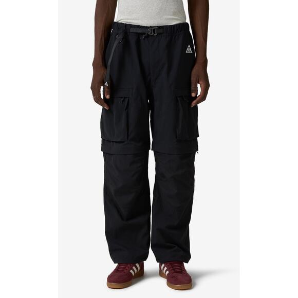 $195 Nike ACG Smith Summit Cargo Pants Black FN0428 010 Men's Size Medium - Picture 1 of 6